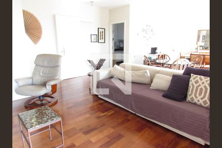 Sala de apartamento à venda com 3 quartos, 137m² em Vila Suzana, São Paulo