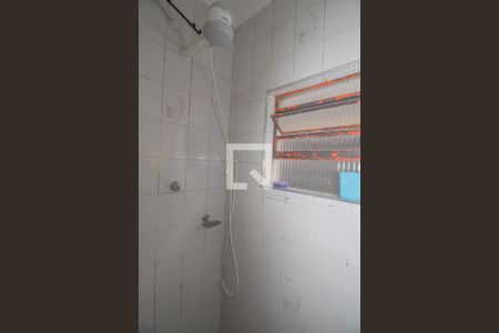 Casa à venda com 241m², 2 quartos e 2 vagasBanheiro