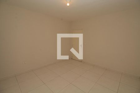 Casa à venda com 241m², 2 quartos e 2 vagasQuarto