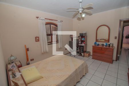 Casa à venda com 241m², 2 quartos e 2 vagasQuarto