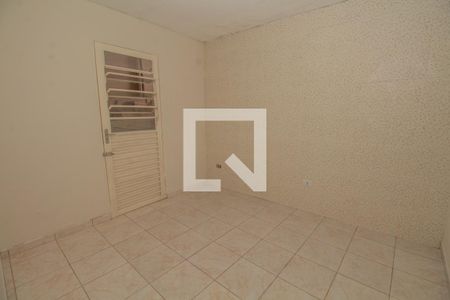 Casa à venda com 241m², 2 quartos e 2 vagasQuarto