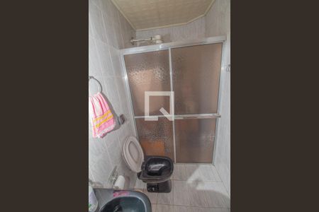 Casa à venda com 241m², 2 quartos e 2 vagasBanheiro