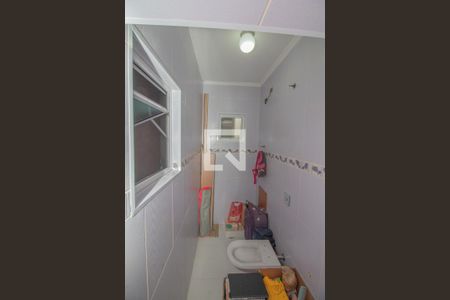 Casa à venda com 241m², 2 quartos e 2 vagasBanheiro