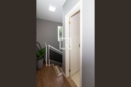 Casa à venda com 68m², 2 quartos e 1 vaga Casa à venda com 68m², 2 quartos e 1 vagaCorredor