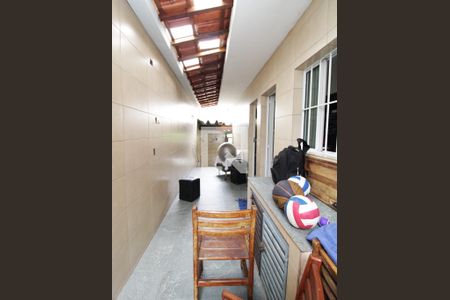 Casa à venda com 136m², 3 quartos e 2 vagasQuintal