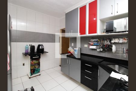 Casa à venda com 136m², 3 quartos e 2 vagasCozinha
