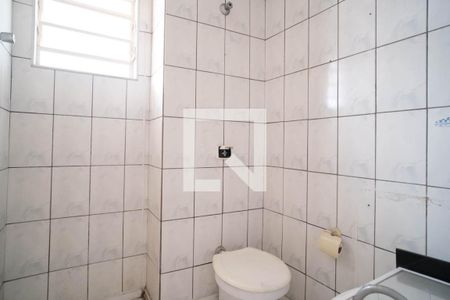 Casa à venda com 150m², 4 quartos e 2 vagas Casa à venda com 150m², 4 quartos e 2 vagasBanheiro de Serviço