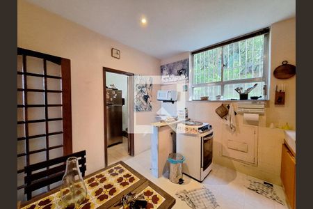 Apartamento à venda com 144m², 3 quartos e 1 vaga Apartamento à venda com 144m², 3 quartos e 1 vagaCozinha