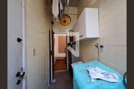 Apartamento à venda com 144m², 3 quartos e 1 vaga Apartamento à venda com 144m², 3 quartos e 1 vagaÁrea de serviço