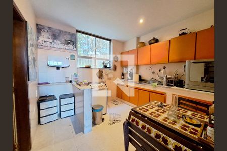 Apartamento à venda com 144m², 3 quartos e 1 vaga Apartamento à venda com 144m², 3 quartos e 1 vagaCozinha