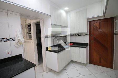 Apartamento à venda com 69m², 2 quartos e 1 vagaCozinha