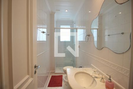 Apartamento para alugar com 180m², 4 quartos e 2 vagas Apartamento para alugar com 180m², 4 quartos e 2 vagasBanheiro Suíte 3