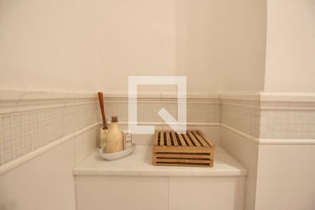 Apartamento para alugar com 180m², 4 quartos e 2 vagas Apartamento para alugar com 180m², 4 quartos e 2 vagasLavabo