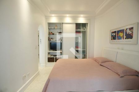Apartamento para alugar com 180m², 4 quartos e 2 vagas Apartamento para alugar com 180m², 4 quartos e 2 vagasQuarto Suíte 3