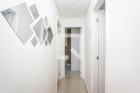 Corredor de apartamento para alugar com 2 quartos, 52m² em Parque Reboucas, São Paulo