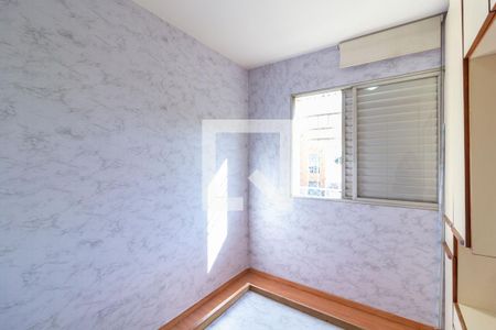Quarto 1 de apartamento para alugar com 2 quartos, 60m² em Parque São Jorge, São Paulo