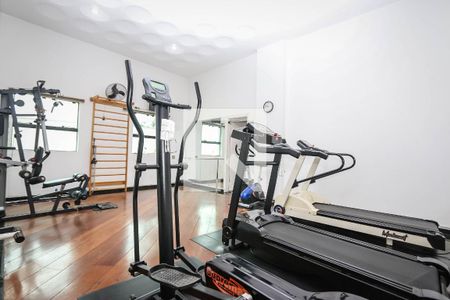 Apartamento à venda com 125m², 4 quartos e 3 vagas Apartamento à venda com 125m², 4 quartos e 3 vagasÁrea comum - Academia