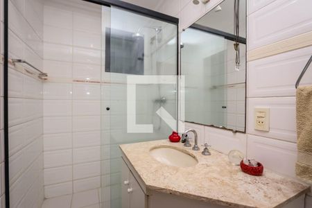 Apartamento à venda com 125m², 4 quartos e 3 vagas Apartamento à venda com 125m², 4 quartos e 3 vagasBanheiro da Suite 3