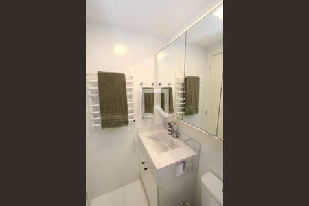 Apartamento à venda com 40m², 2 quartos e sem vagaBanheiro