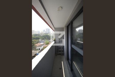 Studio à venda com 28m², 1 quarto e sem vagaVaranda