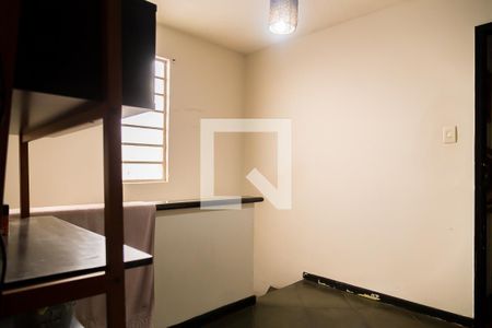 Casa à venda com 290m², 6 quartos e 6 vagasCorredor