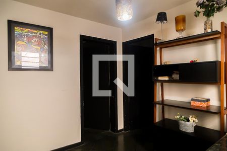 Casa à venda com 290m², 6 quartos e 6 vagasCorredor