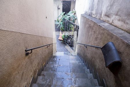 Casa à venda com 290m², 6 quartos e 6 vagasCorredor