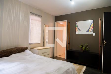 Casa à venda com 290m², 6 quartos e 6 vagasSuíte 4