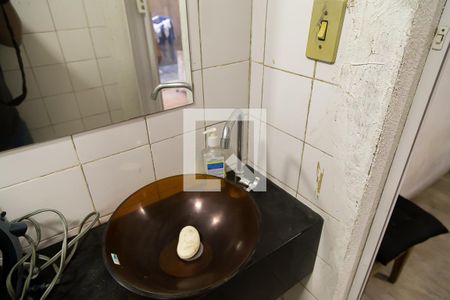 Casa à venda com 290m², 6 quartos e 6 vagasBanheiro de Serviço