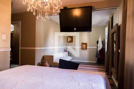 Casa à venda com 290m², 6 quartos e 6 vagasSuíte 5