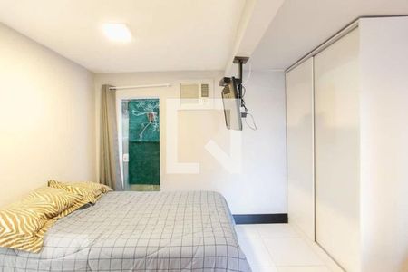 Casa à venda com 290m², 6 quartos e 6 vagasEdícula