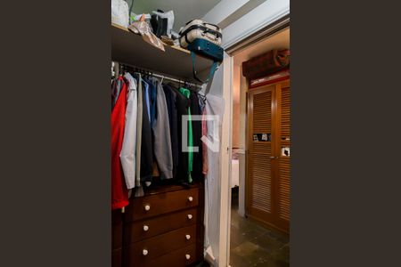 Casa à venda com 290m², 6 quartos e 6 vagasCloset da Suíte 5