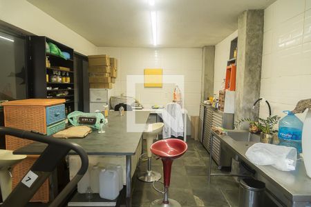 Casa à venda com 290m², 6 quartos e 6 vagasGaragem - Ateliê