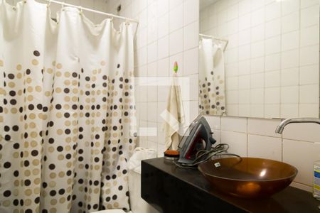 Casa à venda com 290m², 6 quartos e 6 vagasBanheiro de Serviço