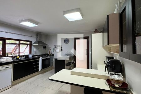 Casa de condomínio à venda com 430m², 4 quartos e 6 vagasCozinha