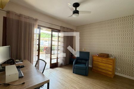 Casa de condomínio à venda com 430m², 4 quartos e 6 vagasQuarto 4