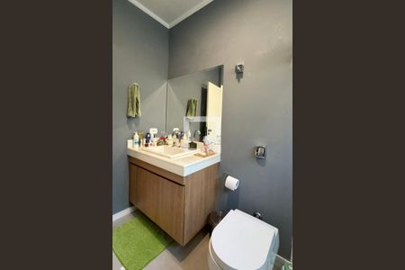 Casa de condomínio à venda com 430m², 4 quartos e 6 vagasBanheiro da Suíte 2