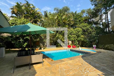 Casa de condomínio à venda com 430m², 4 quartos e 6 vagasPiscina