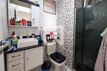Apartamento à venda com 73m², 3 quartos e 1 vaga Apartamento à venda com 73m², 3 quartos e 1 vagaBanheiro