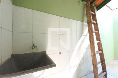 Casa à venda com 142m², 4 quartos e 3 vagas Casa à venda com 142m², 4 quartos e 3 vagasÁrea de Serviço