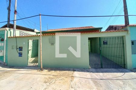 Casa à venda com 142m², 4 quartos e 3 vagas Casa à venda com 142m², 4 quartos e 3 vagasFachada