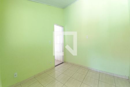 Casa à venda com 142m², 4 quartos e 3 vagas Casa à venda com 142m², 4 quartos e 3 vagasSala