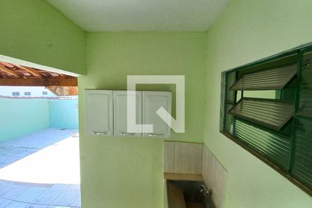 Casa à venda com 142m², 4 quartos e 3 vagas Casa à venda com 142m², 4 quartos e 3 vagasVista do Quarto