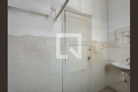 Apartamento à venda com 60m², 2 quartos e sem vagaBanheiro Corredor