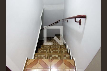 Casa à venda com 125m², 3 quartos e 2 vagasEscada