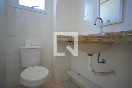 Lavabo de apartamento para alugar com 2 quartos, 69m² em Santa Cecília, Porto Alegre