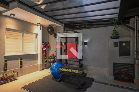 Casa à venda com 110m², 2 quartos e 2 vagas Casa à venda com 110m², 2 quartos e 2 vagasÁrea comum