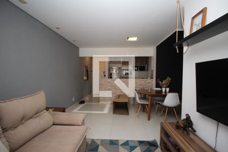 Sala  de apartamento à venda com 3 quartos, 85m² em Real Parque, São Paulo