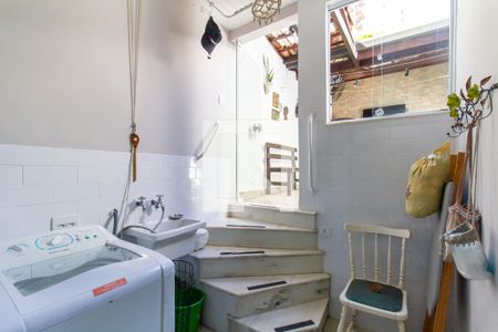 Casa à venda com 200m², 3 quartos e 2 vagasÁrea de Serviço