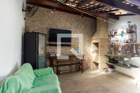 Casa à venda com 200m², 3 quartos e 2 vagasChurrasqueira